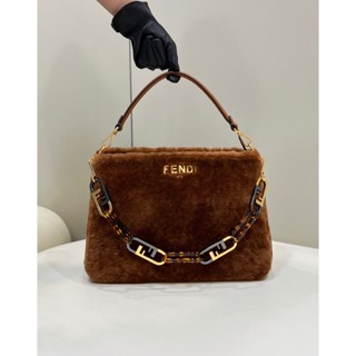 พรี​ ราคา11000 Fendi Olock 8580 กระเป๋าถือ กระเป๋าสะพาย กระเป๋าสะพายไหล่36*16*26cm