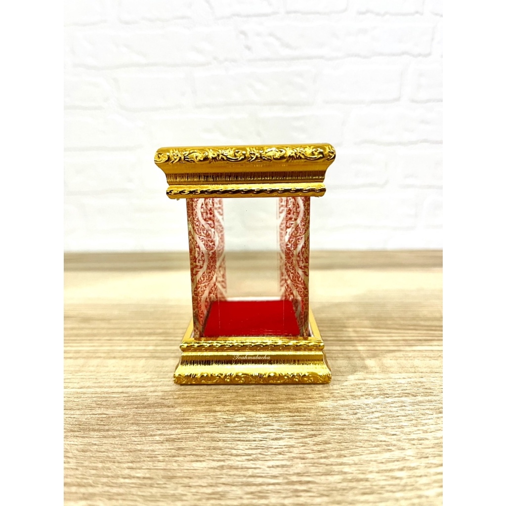 ตู้กระจกครอบพระ ตู้พระ ตู้ครอบพระ ฐานไม้สีทอง กำมะหยี่สีแดง ทั้งหมด 5 ขนาด เกรด A+ - รูปที่ 2