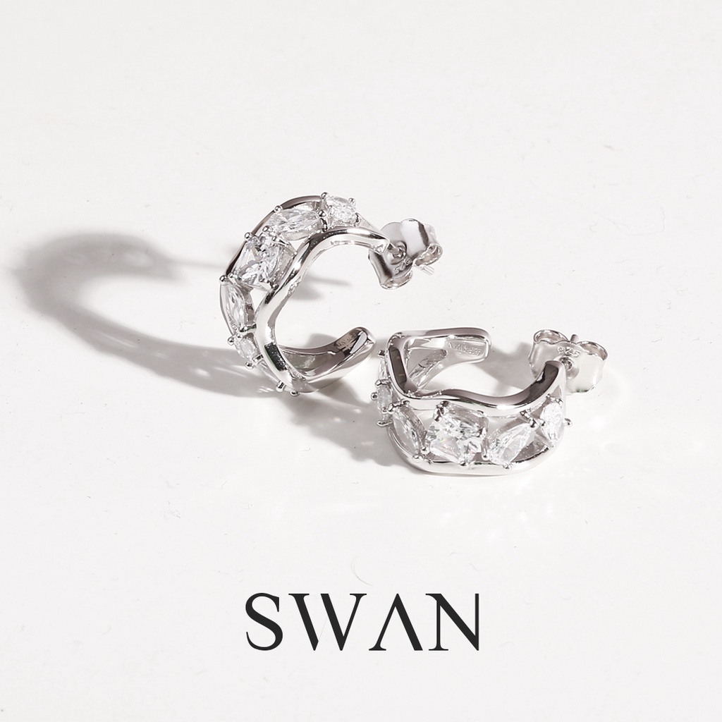 SWAN - Line Stone Earring ต่างหูเงินแท้ ฝังเพชรคิวบิกเซอร์โคเนีย cubic zirconia
