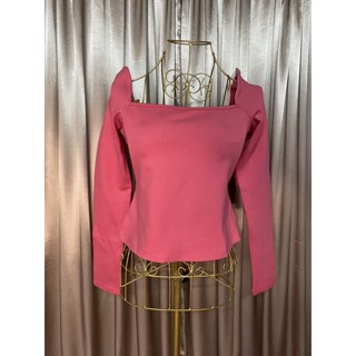 เสื้อคอเหลี่ยมแขนยาวสีชมพูPromthong