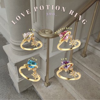 Love potion ring | @trophies.co