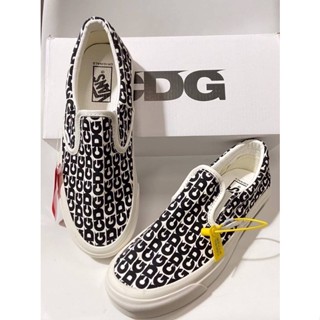 รองเท้าผ้าใบ Vans Slipon Vault X CDG พร้อมกล่อง สินค้าส่งในไทย