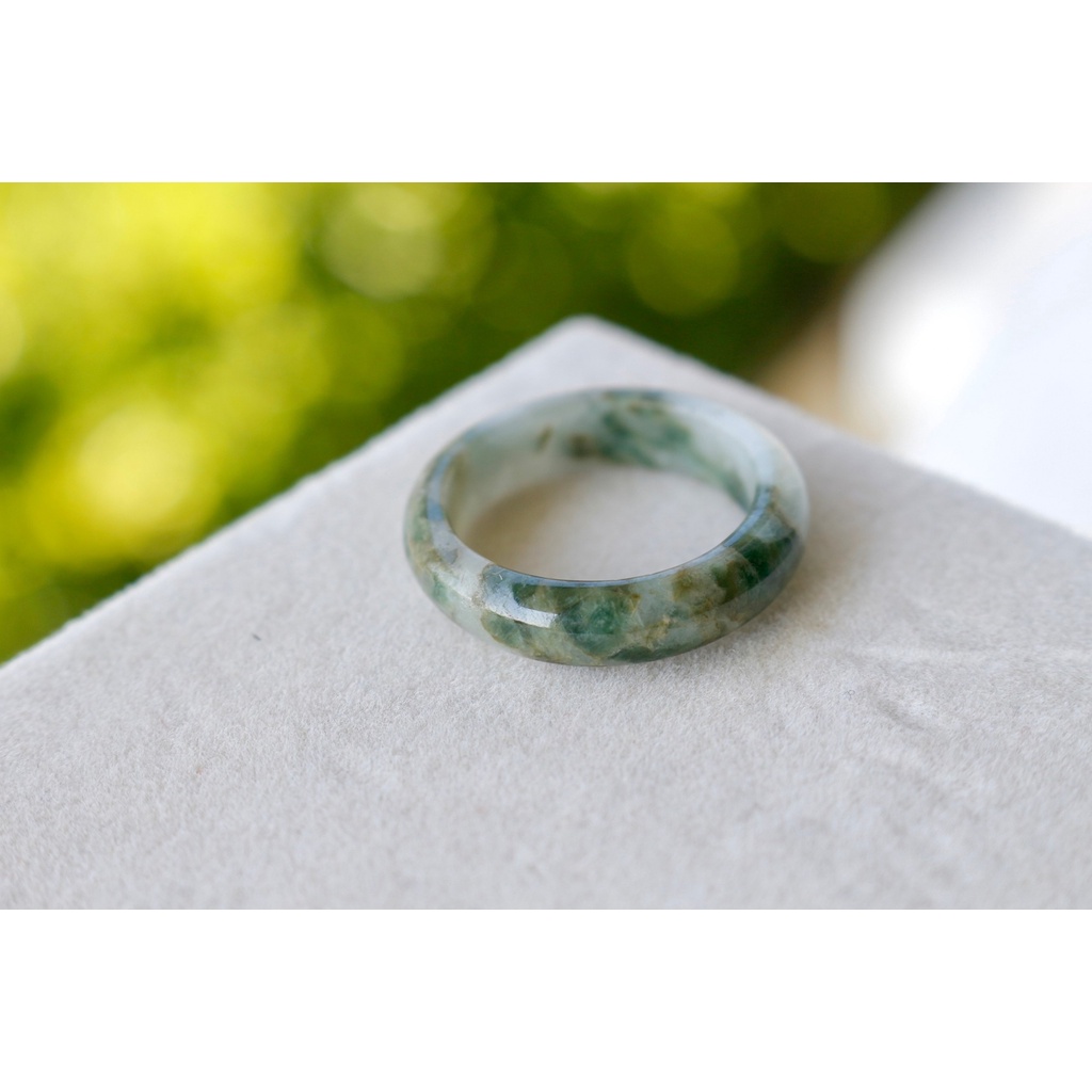 แหวนหยกฮกลกซิ่ว แหวนเบอร์ 60 หยก Type A หยกแท้สีธรรมชาติ ถ่ายจากสินค้าจริง