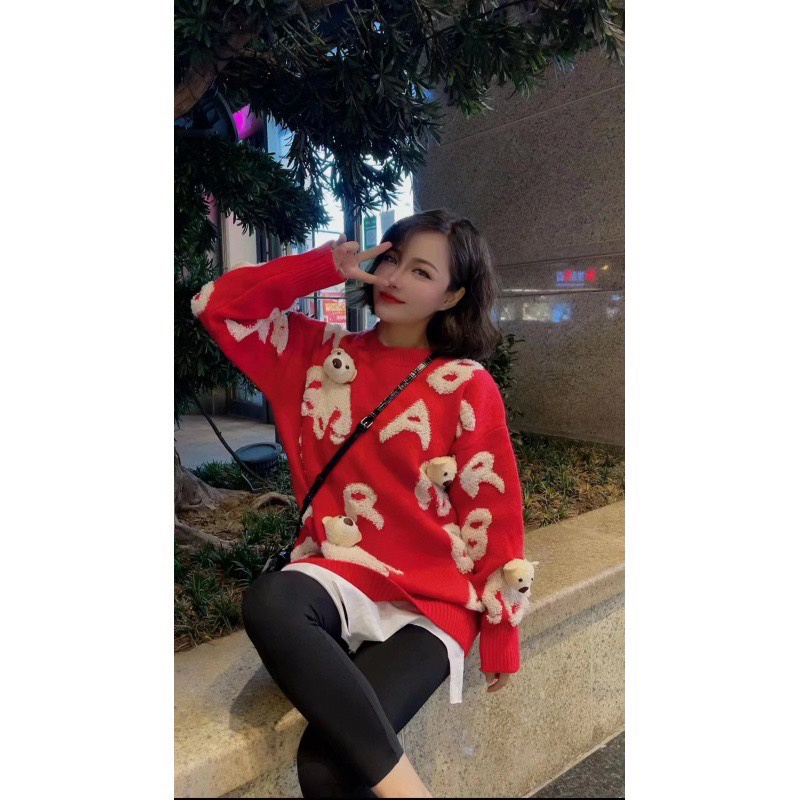 Waris เสื้อสวมลายหมีมาอีกแล้วอะแกร คือมีความเก๋ไปอีกกก แถมปักน้องหมีตัวเล็กๆน่ารักๆคือแบบ So Cute สุดๆ ไปฟาดเลยยย !!
