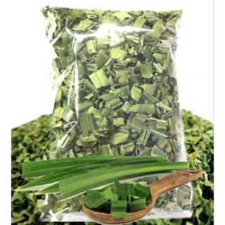 ใบเตย ( Pandan leaves) อบแห้งขนาด 30 / 50 / 100 กรัม สั่งเดี่ยวไม่รวมกับสินค้าชนิดอื่นในร้านค่ะ