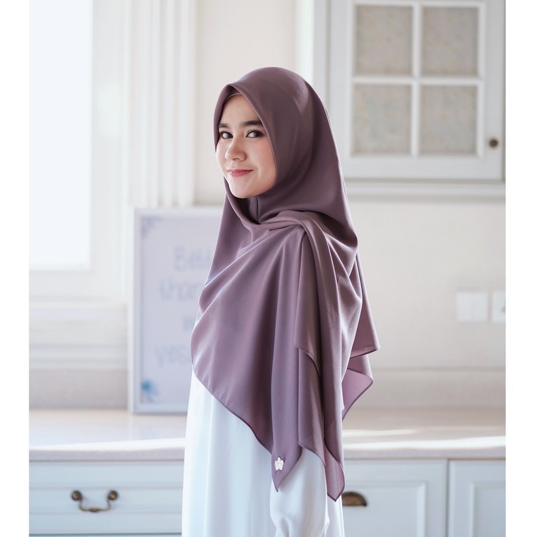GADIS Italiano Size 1 (มาตรฐาน) - ฮิญาบทรงสี่เหลี่ยมสําเร็จรูป by Hijab Princess