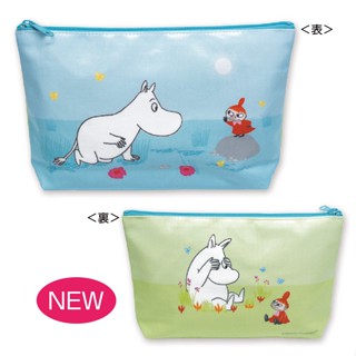 กระเป๋าผ้าเคลือบลาย Moomin สีโทนพาสเทลฟ้า-เขียว ลายหน้าหลังไม่เหมือนกัน ขนาด 20.5 x 12.5 x 4 ซม.