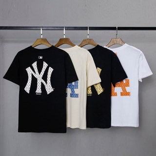 เสื้อยืด❤❀ [พร้อมส่ง] ❤ ใหม่ เสื้อยืดแขนสั้น ผ้าฝ้าย ปักลายฉลาก MLB NY ขนาดใหญ่ แฟชั่นคู่รัก สําหรับชาย และหญิง S-5_20