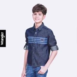 Wrangler Kids แท้ 100%  ขายชน shop  เสื้อเชิ้ตแขนยาว เด็กผู้ชาย รุ่น WK C1006004 สียีนส์ REGULAR FIT  1490.-