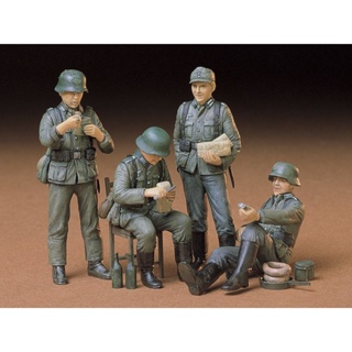 [ชุดโมเดลสเกลประกอบเอง] TAMIYA 35129 1/35 GERMAN SOLDIERS AT REST โมเดลทามิย่าแท้ model