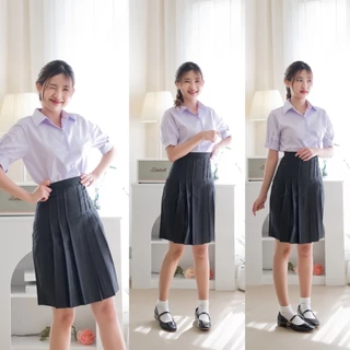 กระโปรงนักเรียนทรงแคบ สีดำ ตีเกร็ด 5.5นิ้ว ผ้าดีวาย ผ้ามันไม่ยับง่าย