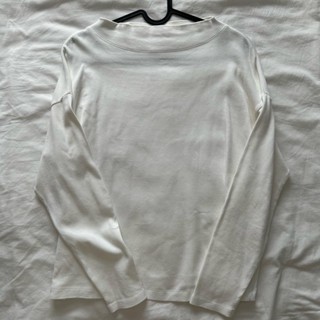 𝕦𝕤𝕖𝕕 ส่งต่อ เสื้อแขนยาว Uniqlo (S) ผ้า Cotton + Spandex