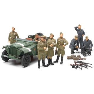 89767 1/48 RUSSIAN FIELD CAR GAZ-67B w/OFFICERS