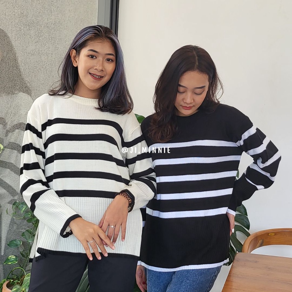 Siera Striped Premium Korean Knit Oversize Sweater / Siera Premium Rounding Korean Oversize Sweater