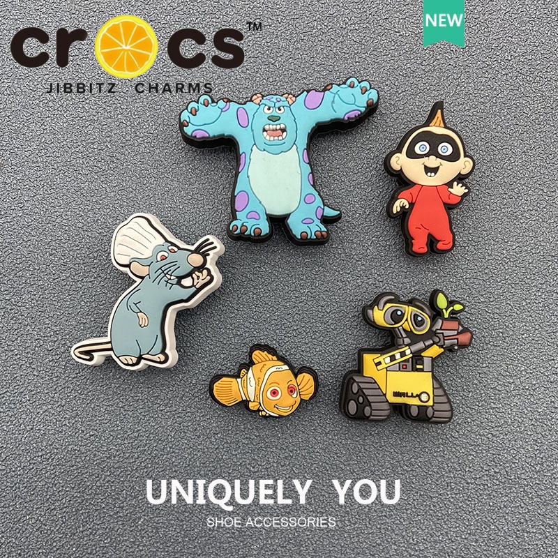 jibbitz crocs ของแทั DISNEYS PIXAR ปุ่มกดรองเท้า ลายดอกไม้ อุปกรณ์เสริม สําหรับรองเท้า DIY