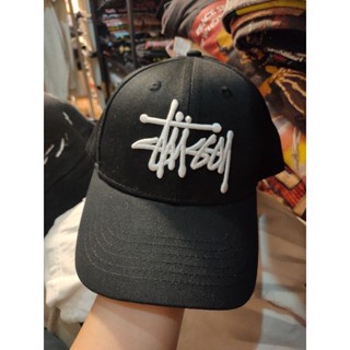 หมวกstussy ของแท้100%สีดำ ปรับสายได้ รูปภาพของทางร้านถ่ายจากสินค้า ห้ามCopy