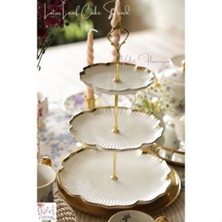 Violet Flamingo จาน 2 ชั้น/ จาน 3 ชั้น Lotus Leaf Cake Stand