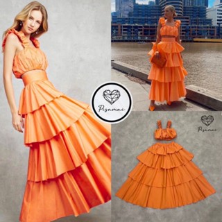 เซ็ตเสื้อคอปสีส้ม มาคู่กับกระโปรงสีส้ม