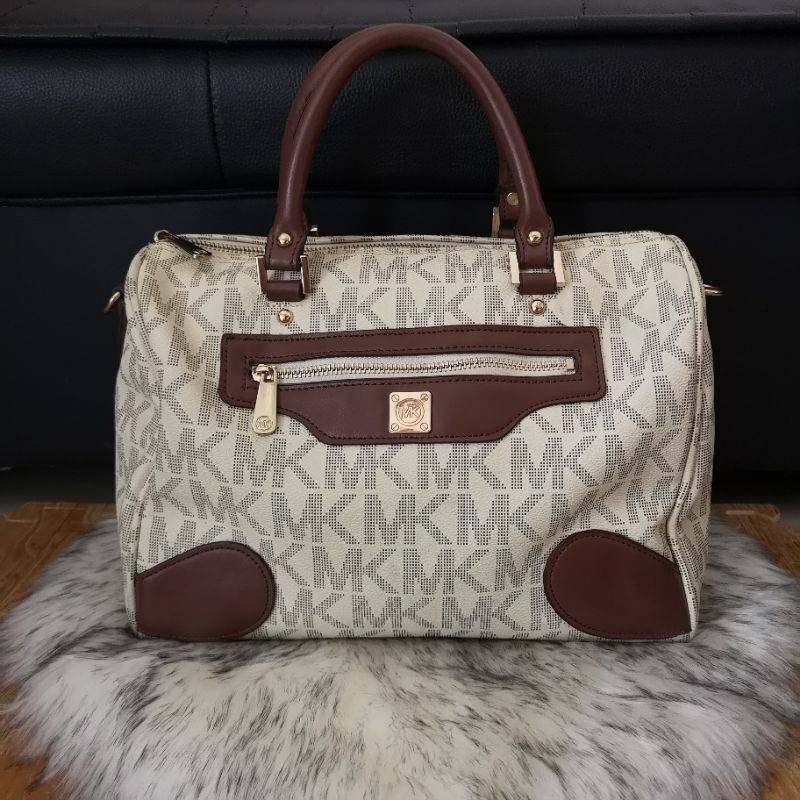 กระเป๋าถือทรงหมอนMK🤎🤎งานตู้