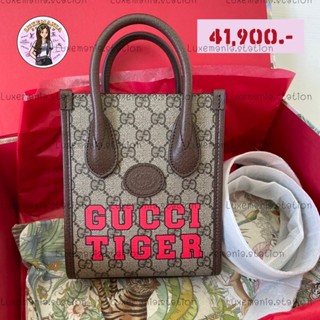 👜: New!! Gucci Tiger Mini Tote Bag ‼️ก่อนกดสั่งรบกวนทักมาเช็คสต๊อคก่อนนะคะ‼️