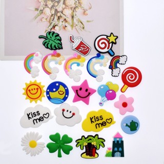 ใหม่ กระดุมติดรองเท้า Croc Jibz Pins หลากสีสัน DIY