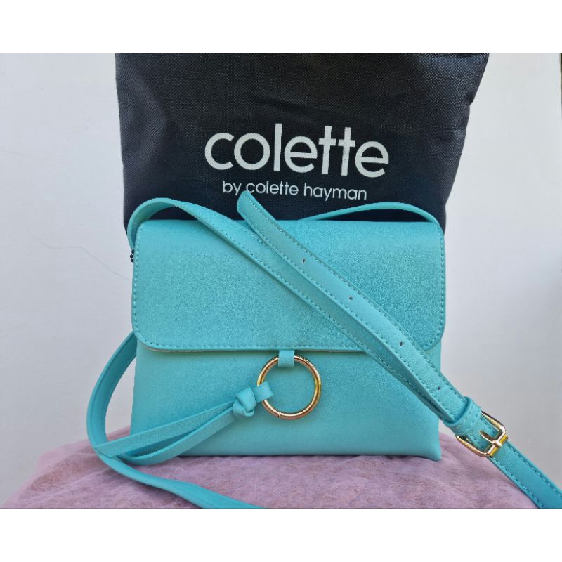 ส่งต่อ: กระเป๋าสะพายข้าง colette hayman สีฟ้ามิ้นท์