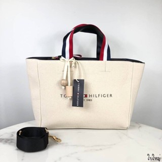 กระเป๋าถือและสะพาย TOMMY HILFIGER - ใบใหญ่