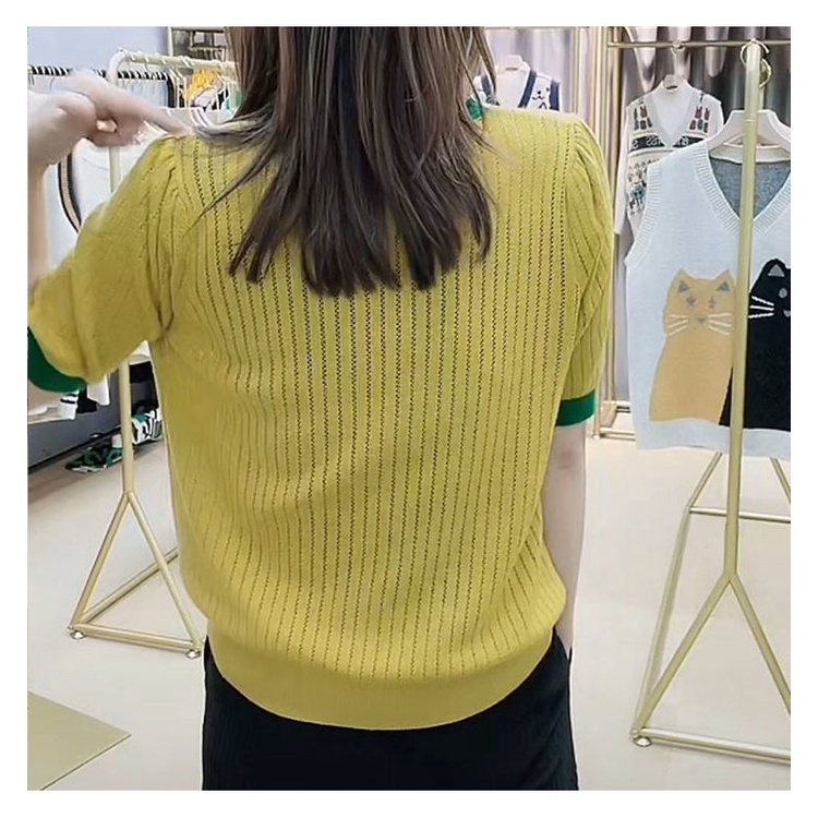[40-90 กก.] จดหมายเย็บปักถักร้อยกลวงฤดูร้อนถักเสื้อยืดแขนสั้นคอวีสไตล์ตะวันตกผ้าไหมน้ําแข็งด้านบนทุกการแข่งขัน ผอมลง ดู