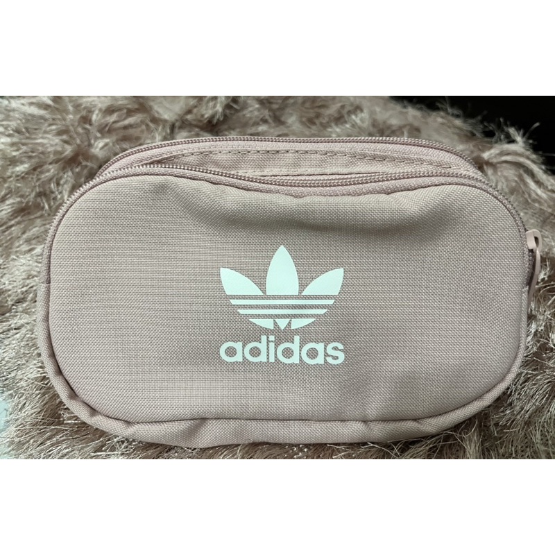 🌈Used Adidas กระเป๋าคาดอก สีชมพูพลาสเทล แท้ 💯%++ สภาพใหม่มากกกก🔥