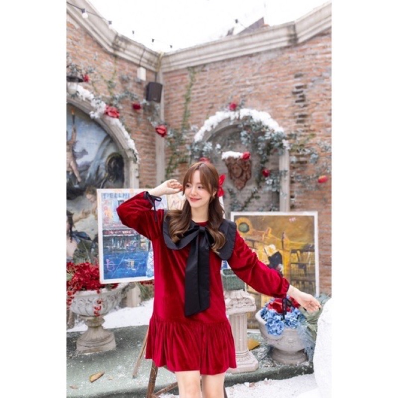 On december25 - เดรสสีแดงคริสมาสต์ S