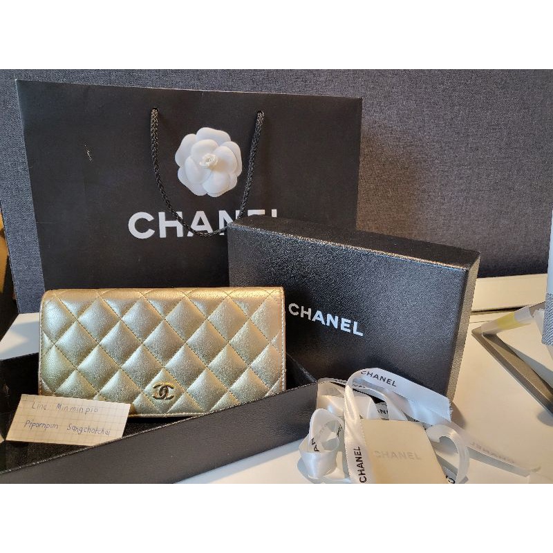 Used Chanel wallet Holo18 ซื้อช้อปไทยค่ะ