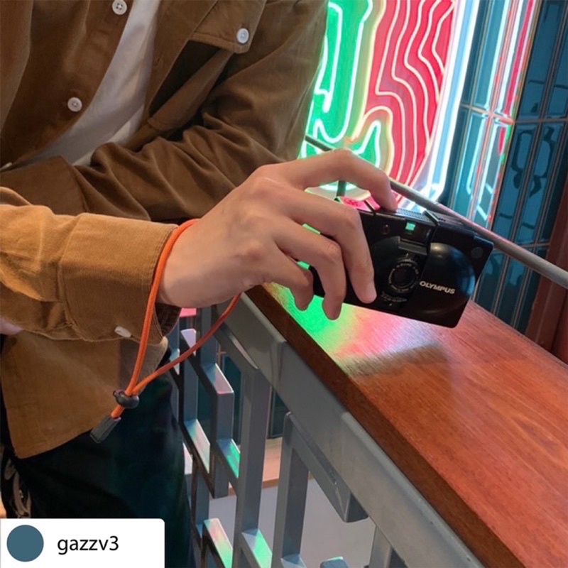 สายคล้องมือกล้องคอมแพค Besson📸