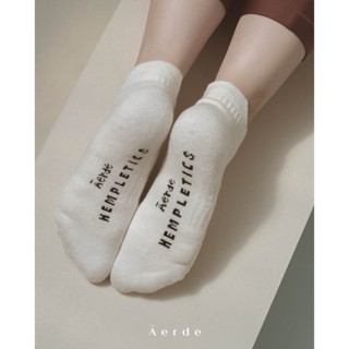 Hemp Sock by Aerde—Cream สีครีม•ถุงเท้าเส้นใยกัญชง•ลดการเกิดแบคทีเรียต้นเหตุของเท้าเหม็น•ระบายอากาศได้ดี[earthtonestore]