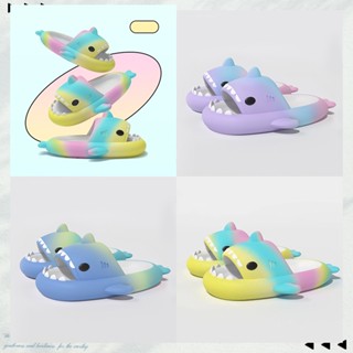 Bbigsize  สินค้ารุ่นใหม่สุดฮิต  รองเท้าแตะน่ารัก ลายฉลามคัลเ…