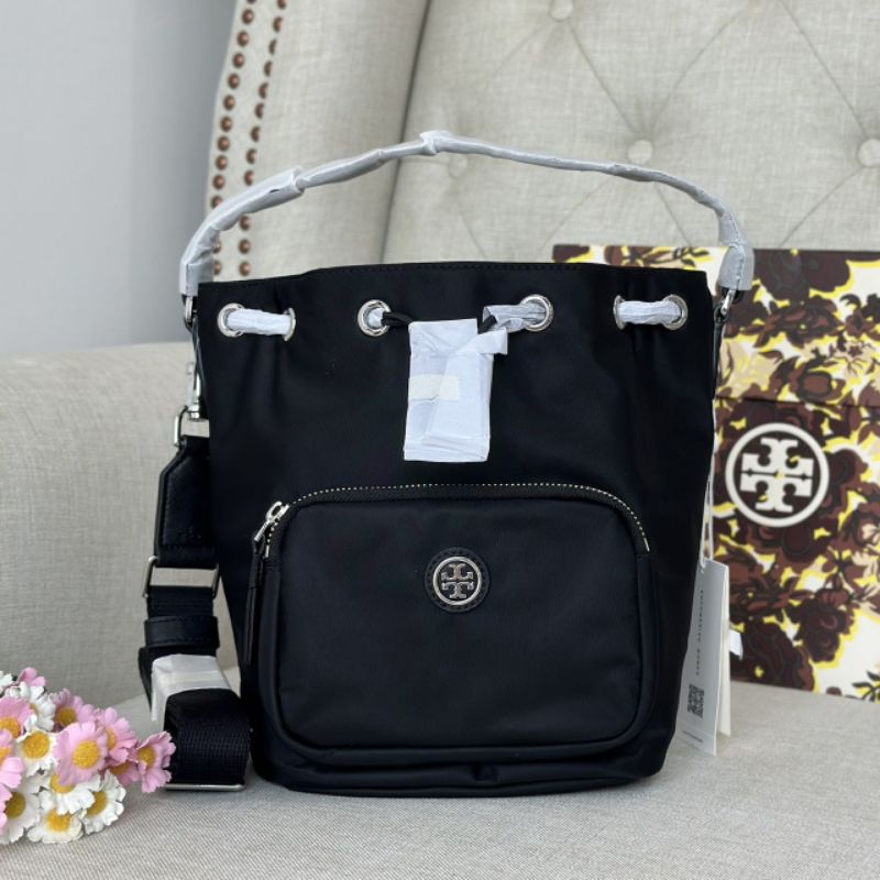 👑ของแท้100%/สอบถามสต๊อคก่อนสั่งทุกครั้ง👑Tory burch Virginia Bucket Bag Black ทรงจีบสีดำ