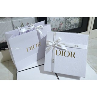 เซ็ทคู่ กล่องDior9×9นิ้ว + ถุงDior + ริบบิ้นDior ครบเซ็ท แท้💯%Dior Box จากเคาน์เตอร์ไทย