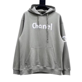 เสื้อกันหนาว CHANEL [NEW] งานดี ใครเห็นต้องเหลียวมอง ใส่ก่อนเท่ห์ก่อน [Limited Edition]