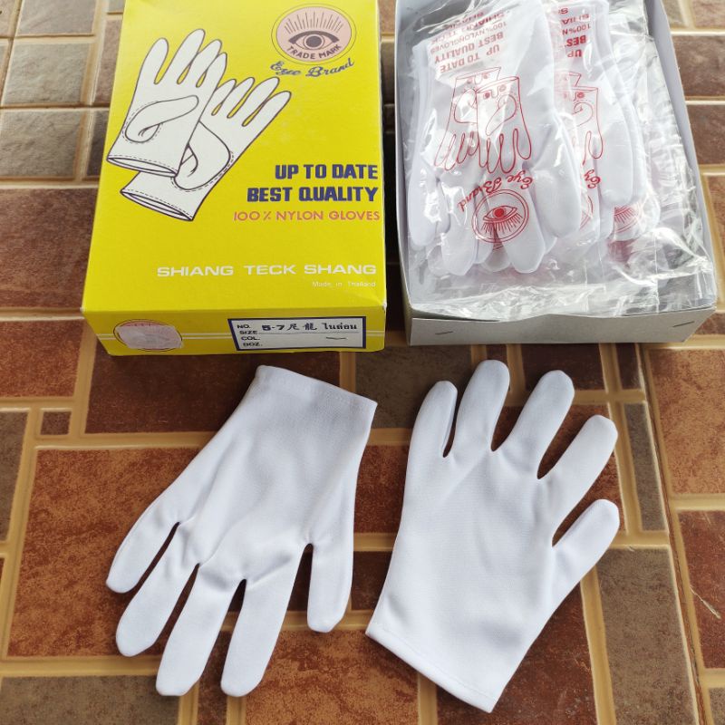 ถุงมือเด็กสีขาว สำหรับใส่กีฬาสี เดินพาเหรด