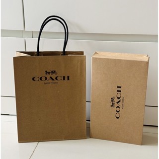 ถุงกระดาษ COACH ของแท้ จาก shop หูเชือก สภาพสวยมาก (กล่องได้พร้อมริบบิ้น)