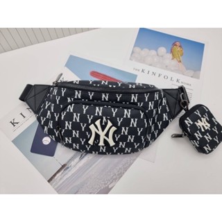 MLB  MONOGRAM Hip Sack NEW YORK YANKEES