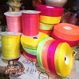 ริบบิ้น สีแสด ผ้าซาติน ริบบิ้น satin ribbon for diy มีหลายสี หลายขนาดให้เลือก แบ่งตัดความยาวจากม้วนความยาว 450 cm