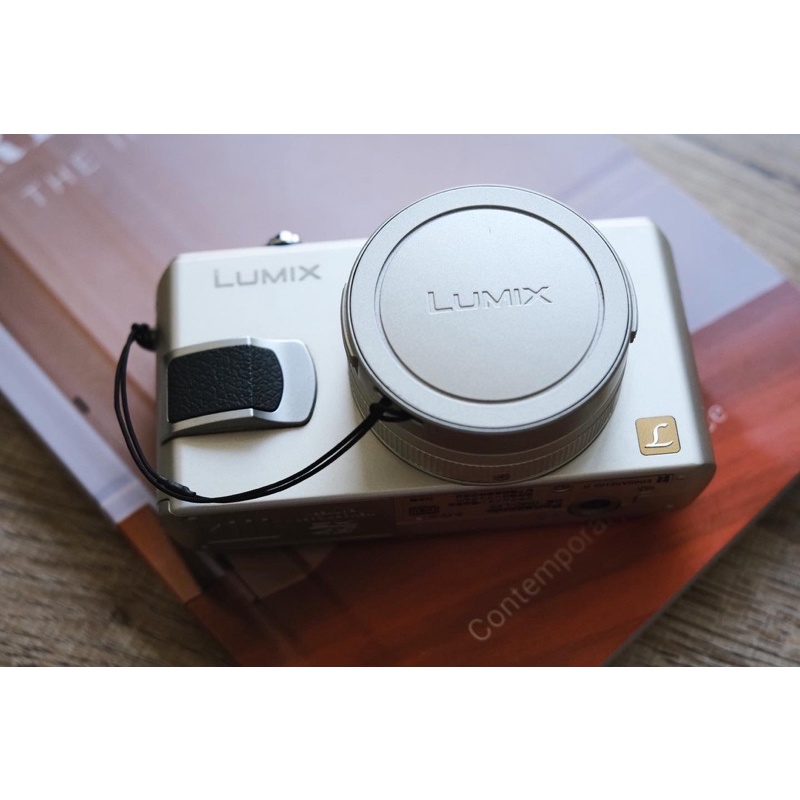 กล้องดิจิตอล Lumix LX2 สภาพสวย หายาก มีตำหนิ