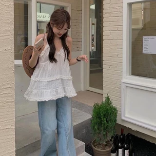 พร้อมส่งร้านในไทย เสื้อสายเดี่ยวที่ใส่แมทซ์กับอะไรก็สวย เสื้อสายเดี่ยวสีพื้น ดีเทลตกแต่งชายระบาย มีเก็บปลายทาง