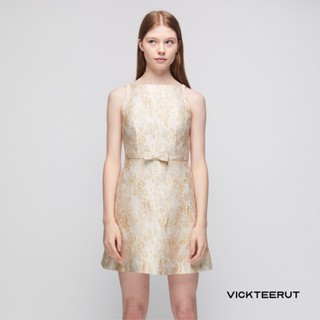 VICKTEERUT Re-Edition Sleeveless A-Line Mini Dress with Bow Detail เดรสสั้น ทรงเอ เดรสแขนกุด ตกแต่งโบว์