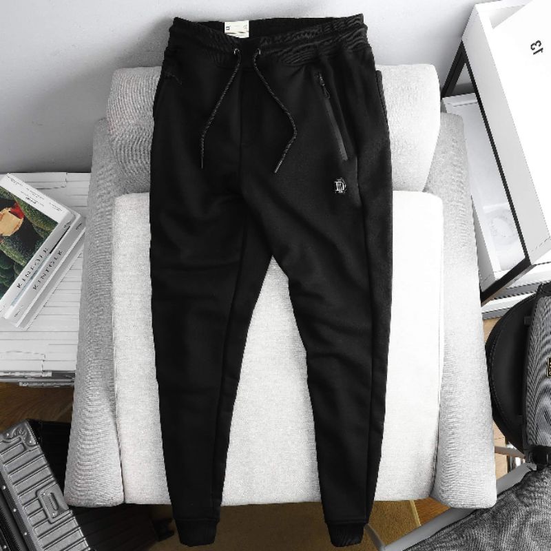 กางเกงจ็อกเกอร์พิมพ์ลาย BOUTON