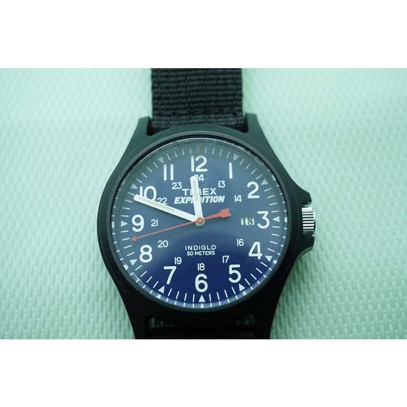 timex expedition Indiglo 50meters