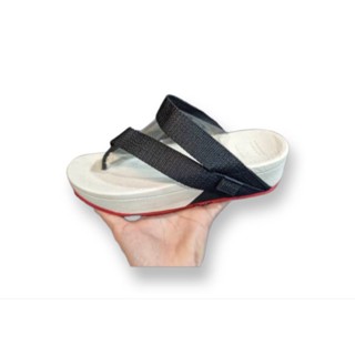 รองเท้า fitflop ของผู้ชายมีหลายสีมีครบไซส์สั่งซื้อได้มีไซส์ 40-45