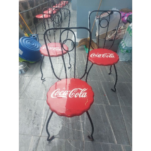 เก้าอี้ coke รุ่นเก่า