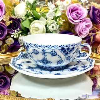 Royal Copenhagen Blue Fluted Full Lace Teacup ถ้วยชาทรงปากบาน