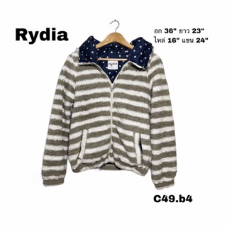 Rydia  sweater เสื้อกันหนาวขนแกะเทียม อก 36” ยาว 23” C49.b4